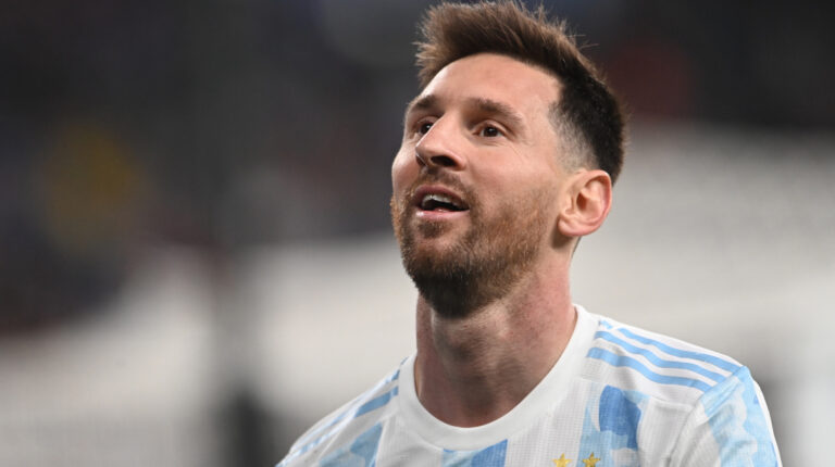 Italy vs Argentina Messi