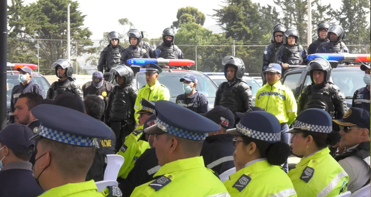 Policías de Tránsito Municipal y de Seguridad de Guayaquil fueron llevados a Quito a la reunión convocada por el Presidente de la República. Quito, 6 de enero de 2022.