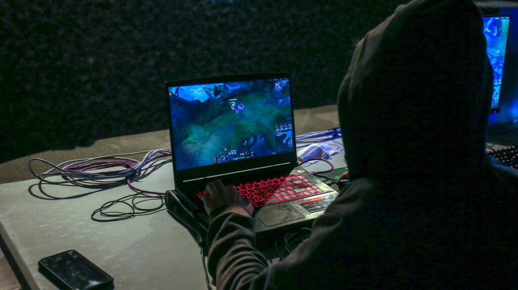 Juegos en línea, el anzuelo para las redes de pornografía infantil