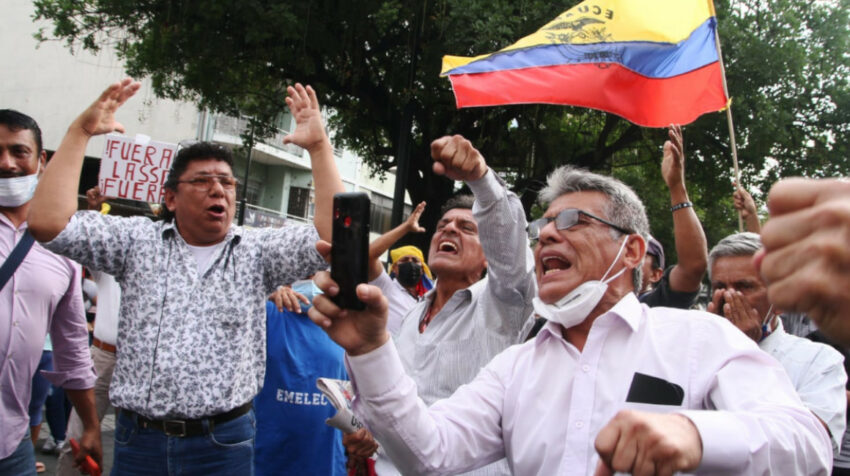 Manifestantes llegaron al centro de Guayaquil para pedir rectificaciones al Gobierno, el 20 de junio de 2022.