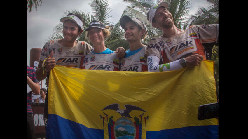 El equipo ecuatoriano de Movistar durante el Mundial de Aventura 2014.