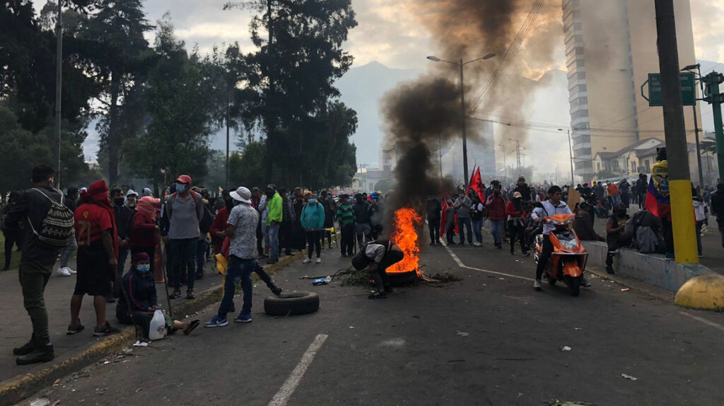 A pesar de la oferta de los dirigentes, vuelven los enfrentamientos en Quito
