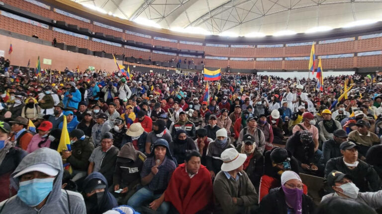 10 demandas de la Conaie. Miles de indígenas reunidos en el ágora de la Casa de la Cultura, el 23 de junio de 2022.