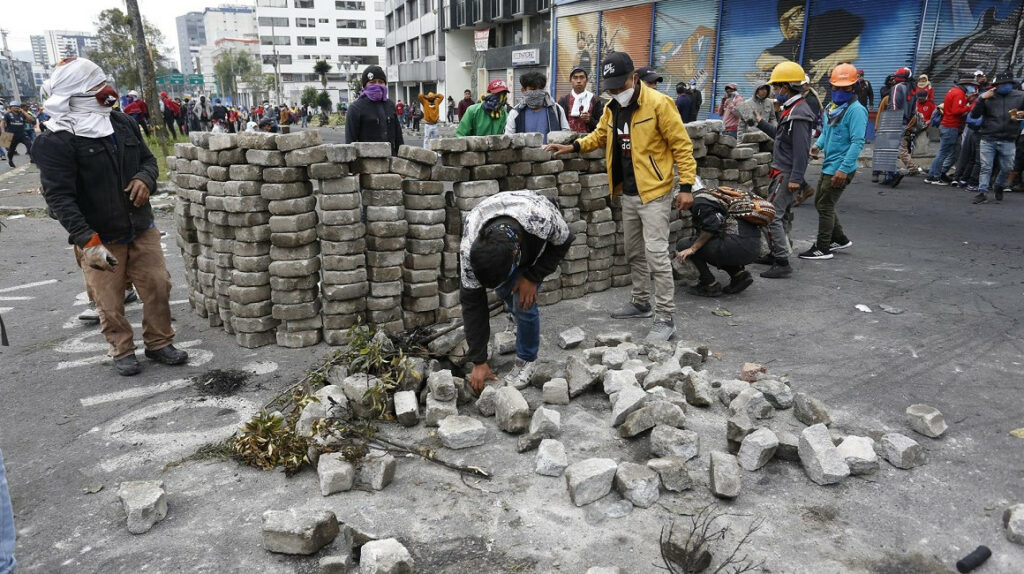 Sector productivo ecuatoriano ha perdido USD 500 millones por el paro
