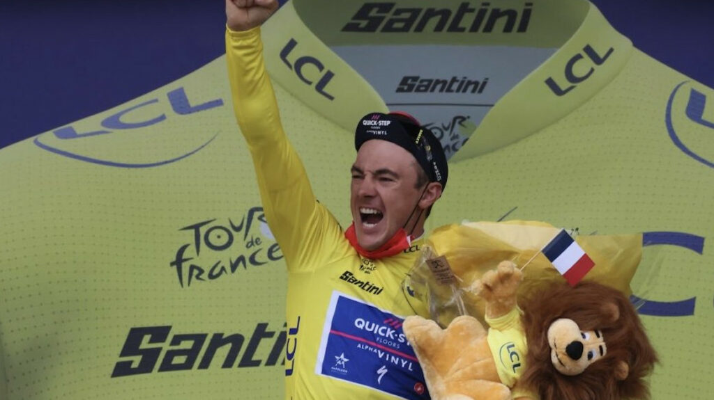 Yves Lampaert gana la crono y estrena el maillot amarillo del Tour