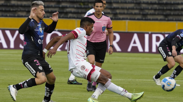 IDV buscará el pase a cuartos de final ante Lanús en Sudamericana
