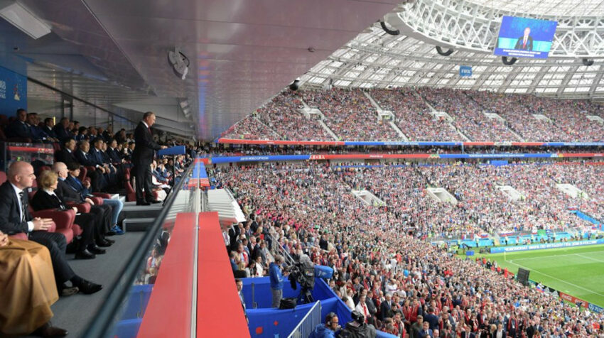 Vladímir Putin brinda un discurso en la ceremonia de apertura del Mundial de Rusia 2018.