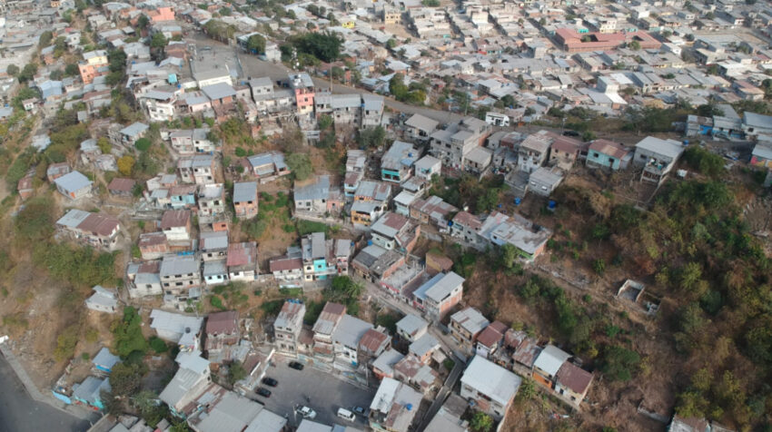Vista aérea del cerro Las Cabras, a mayo de 2022.