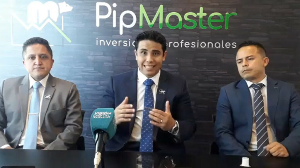 PipMaster armó una red de 15 empresas para captar y mover USD 41 millones