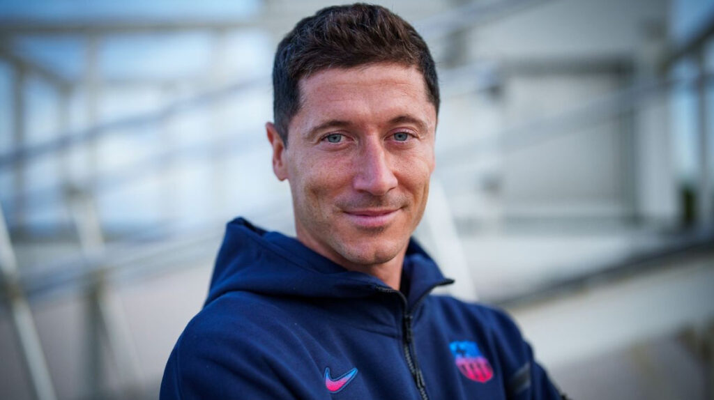 Lewandoski: “Estoy aquí para ayudar al Barça a volver a lo más alto”