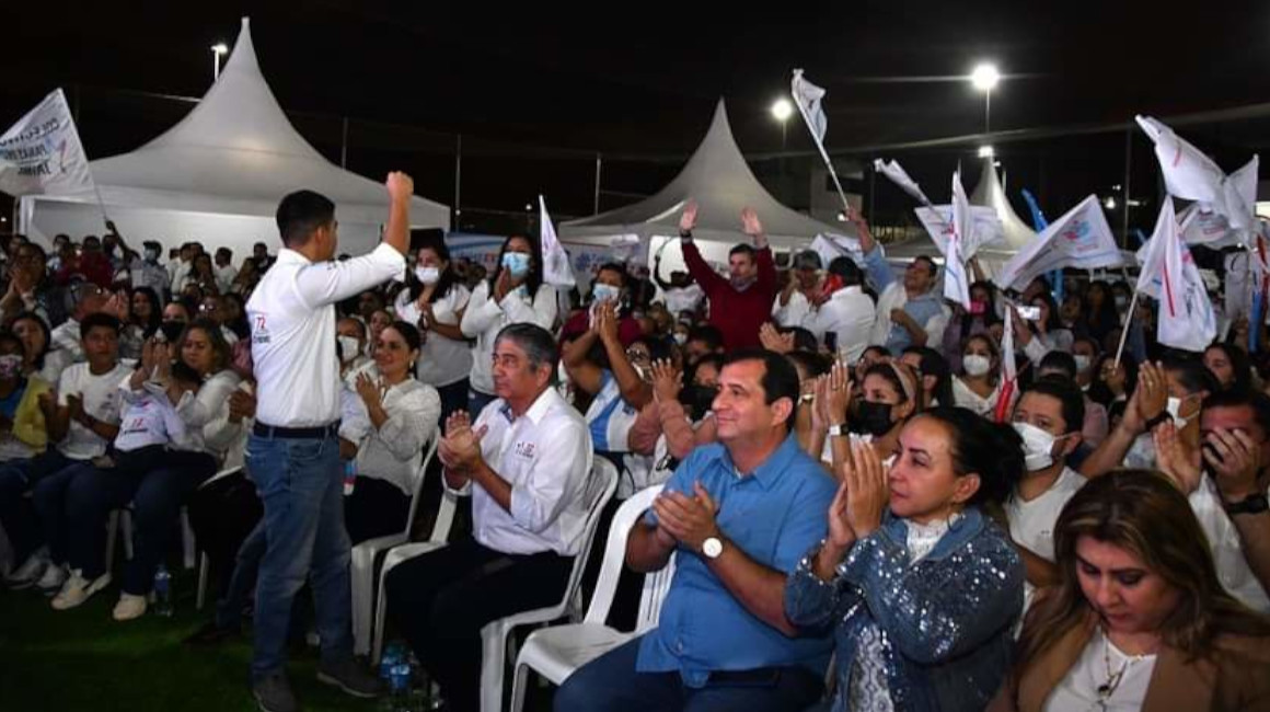 La Revolución Ciudadana promueve la reelección del prefecto de Manabí, Leonardo Orlando.
