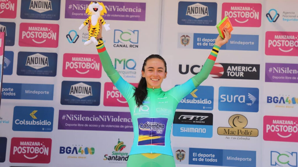Ana Vivar, sexta en la general y líder Sub 23 de la Vuelta a Colombia