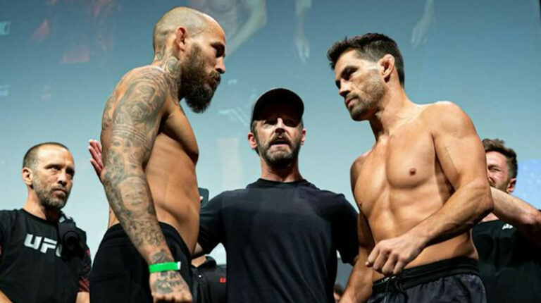 Marlon 'Chito' Vera y Dominick Cruz en el careo previo a la pelea estelar que tendrán en la UFC Fight Night del 13 de agosto de 2022.