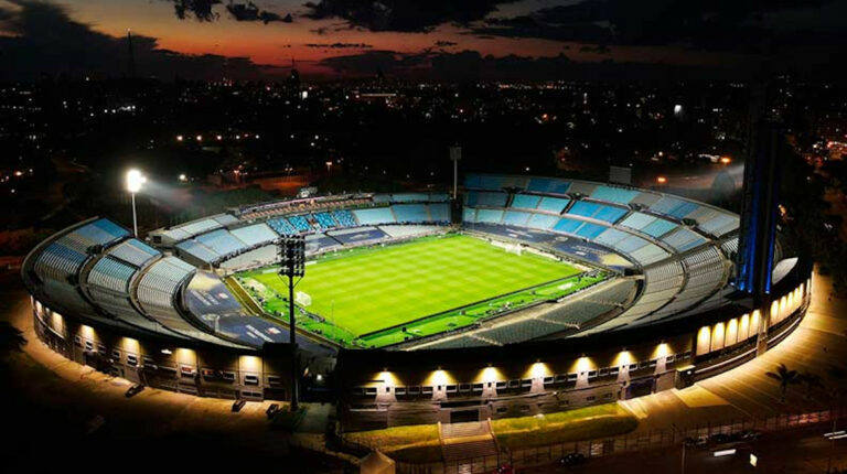 Imagen aérea del Estadio Centenario de Montevideo (Uruguay).