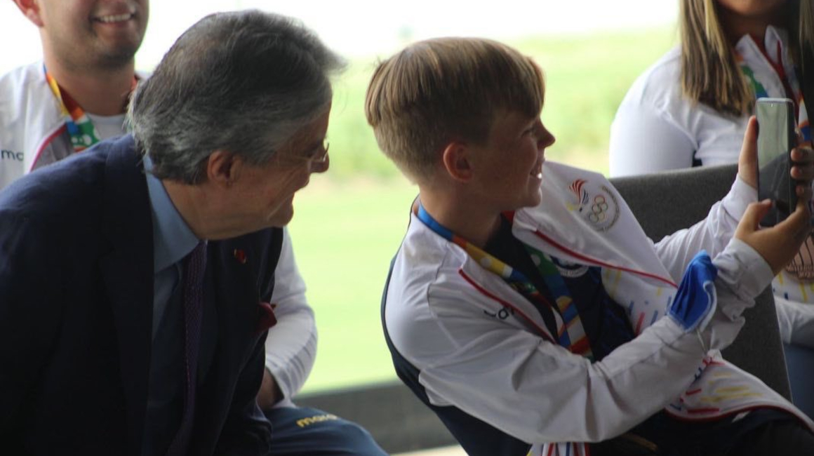 Jonas Koreiva, con el presidente Guillermo Lasso, el 26 de julio de 2022.