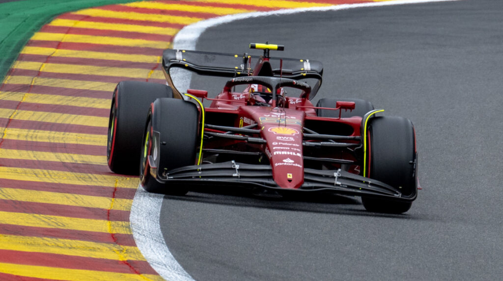 Carlos Sainz largará primero en el Gran Premio de Bélgica