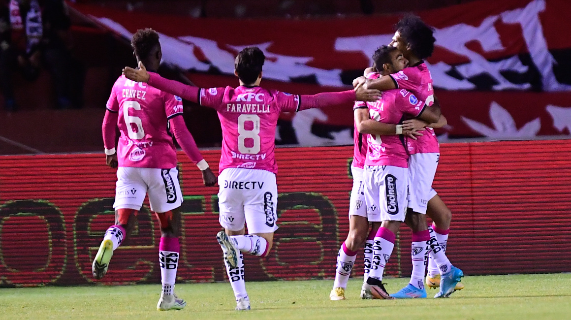 Independiente del Valle y Sao Paulo buscan en Córdoba el bicampeonato de la  Copa Sudamericana