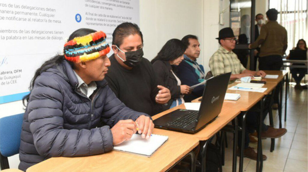 Diálogo: Ahora los indígenas apuntan también al Legislativo