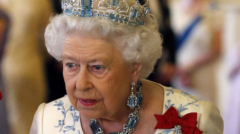 A cuánto asciende y cómo se repartirá la herencia de la reina Isabel II