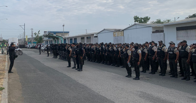 260 policías y 280 militares patrullan el sector de Socio Vivienda 2. Guayaquil, 9 de septiembre de 2022.