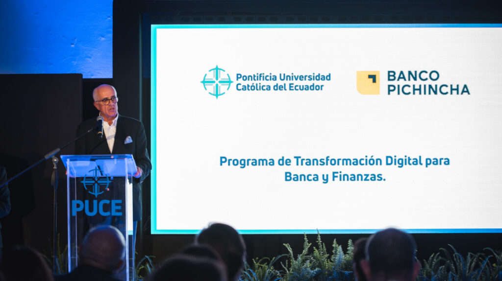 Banco Pichincha y PUCE anuncian capacitación en Transformación Digital