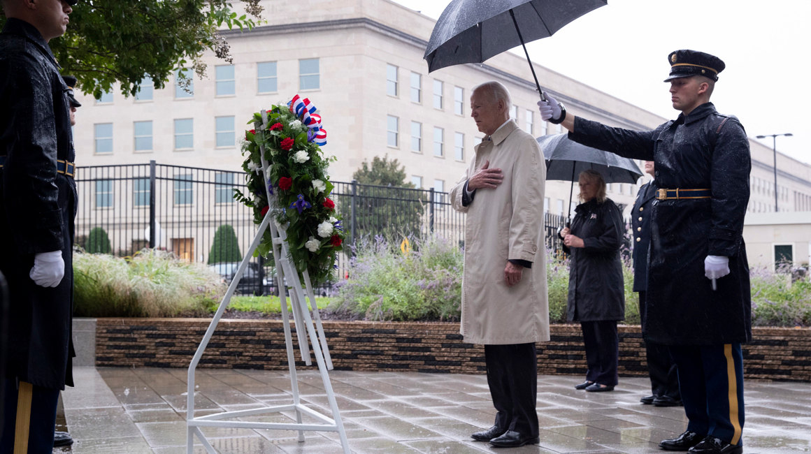 El presidente de Estados Unidos, Joe Biden, participa en una ceremonia por el 21 aniversario del 11 de septiembre.