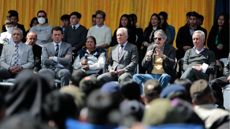 El presidente Guillermo Lasso, durante el evento en el que anunció las preguntas de su referendo, el 12 de septiembre de 2022 en Quito.