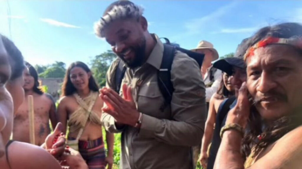 Will Smith visita al pueblo waorani en medio del Yasuní