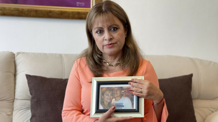 Alexandra Córdova es la madre de David Romo, quien desapareció el 16 de mayo de 2013. 