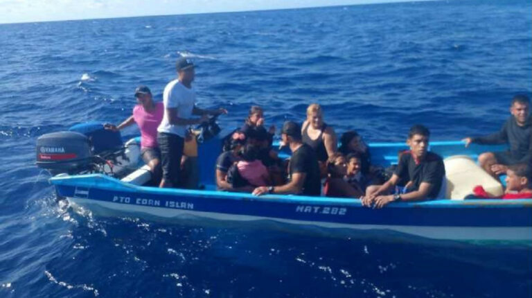 Migrante ecuatoriano viajaba en embarcación detenida en Nicaragua