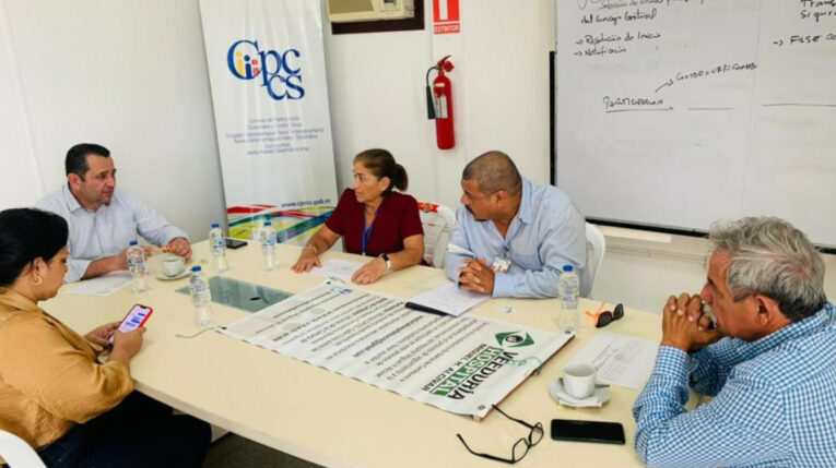Los consejeros del Cpccs mantuvieron una reunión con la veeduría ciudadana que supervisa el hospital de Bahía de Caráquez, en Manabí, el 23 de septiembre de 2022. 