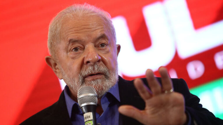 Video: Lula metió la pata y ahora no sabe cómo sacarla