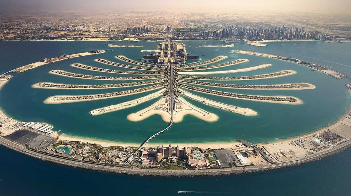 Vista aérea de Palm Jumeirah, una isla artificial en Dubai.