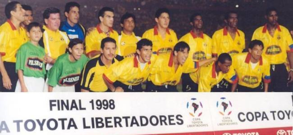 Equipo de Barcelona que jugó la final de la Copa Libertadores 1998.