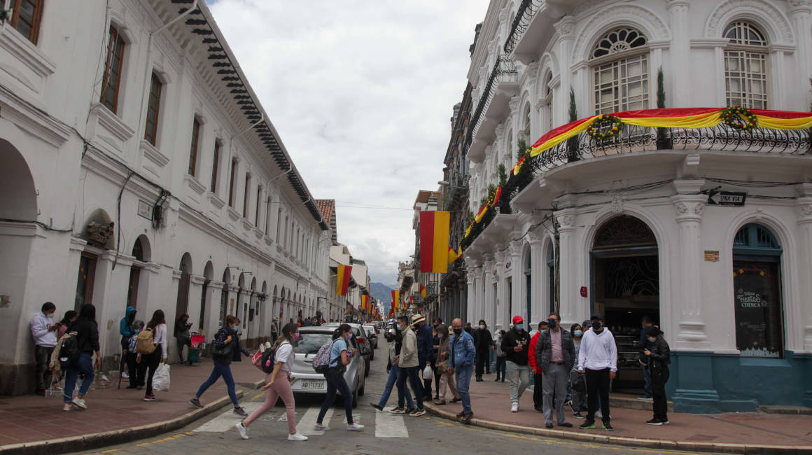 La calle Bolívar es una de las más concurridas del centro histórico por la presencia de establecimientos comerciales, oficinas y viviendas.