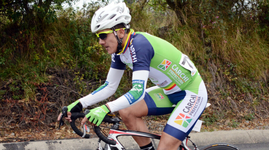 Richard Carapaz estuvo a un segundo de ganar la Vuelta al Ecuador 2014