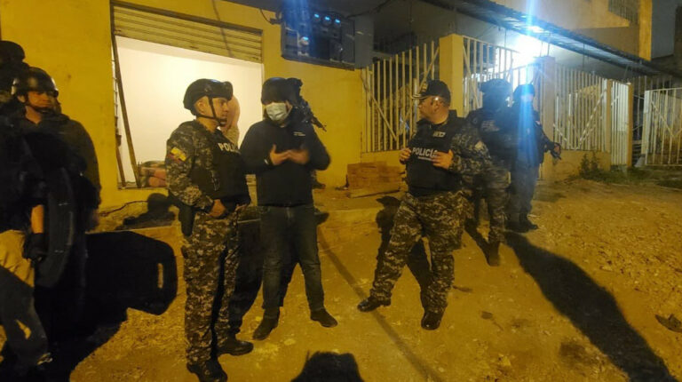 Solo 10 patrulleros funcionan en el distrito más violento de Guayaquil