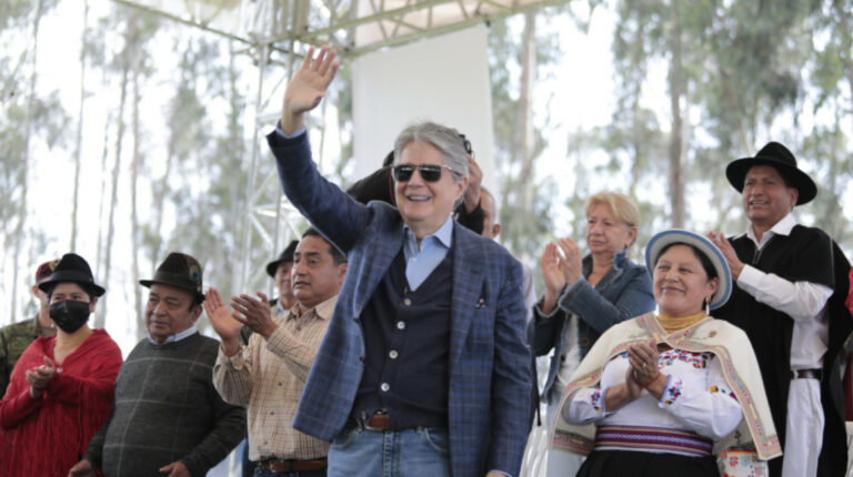 El presidente Guillermo Lasso en un evento en Ambato, el 26 de octubre de 2022.