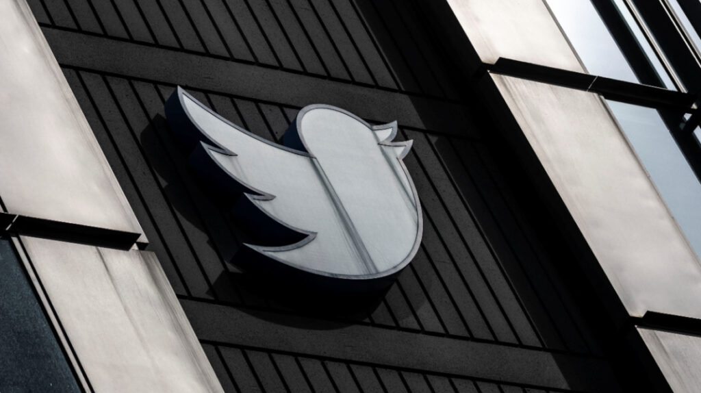 Al menos 1.200 trabajadores dejan Twitter tras ultimátum de Musk