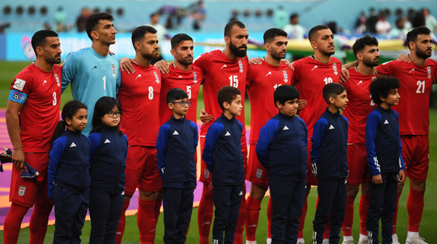 Los futbolistas iraníes, antes de enfrentar a Inglaterra en el Mundial de Qatar, el 21 de noviembre de 2022.