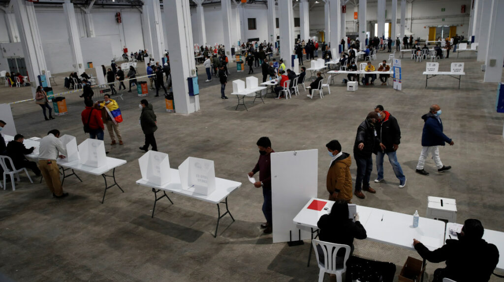 El voto telemático espera reducir el ausentismo en el exterior