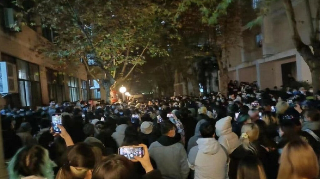 Protestas contra la política ‘cero covid’ se extienden en China