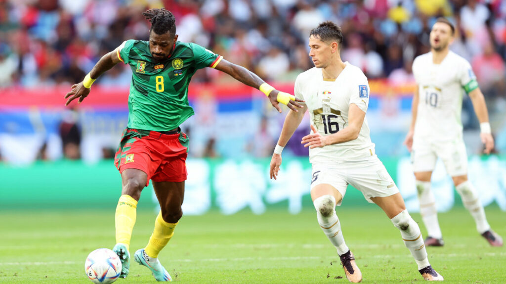 Camerún y Serbia empatan en un partido intenso y con seis goles