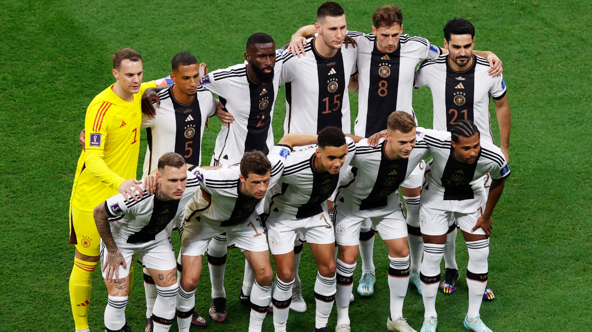 El once inicial de Alemania antes del partido por el Grupo E de la Copa Mundial ante España, el 27 de noviembre de 2022.