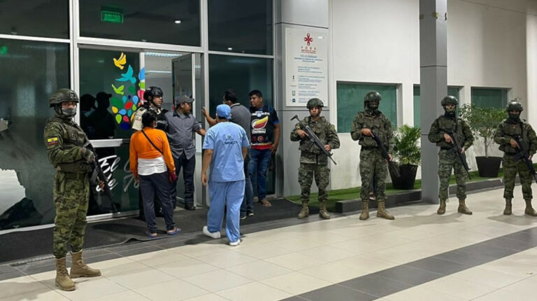 Hospital de Chone, en alerta máxima tras ataque de sicarios