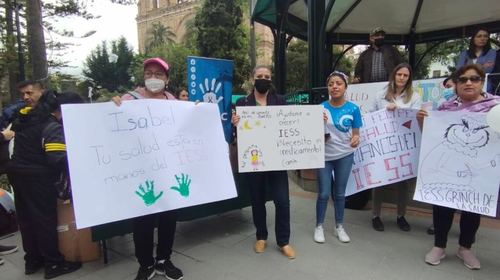 Falta de médicos en hospital de Cuenca complica tratamientos