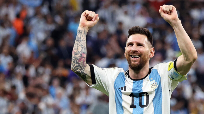 Lionel Messi celebra tras el partido de Argentina ante Países Bajos, el 9 de diciembre de 2022.