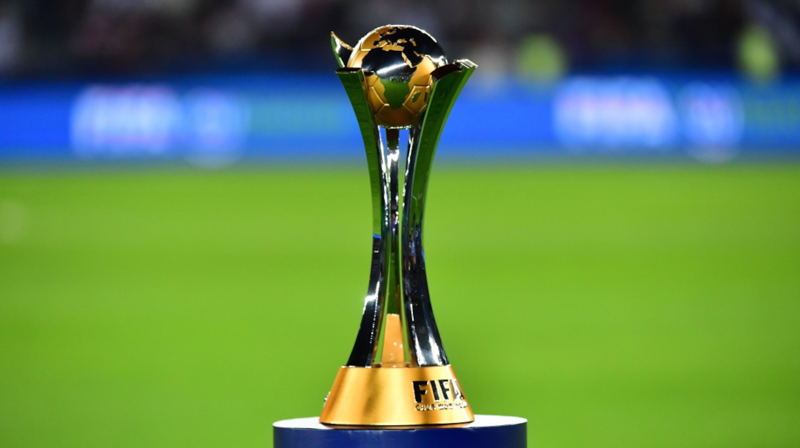 El trofeo del Mundial de Clubes de la FIFA.