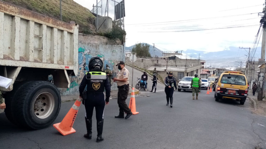 Cuáles son las cinco infracciones de tránsito más frecuentes en Quito