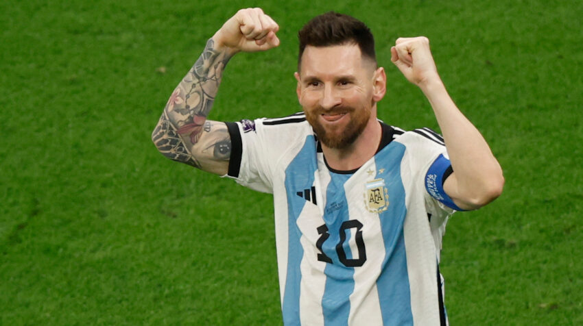 Lionel Messi de Argentina celebra en la final del Mundial de Qatar, el 18 de diciembre de 2022.